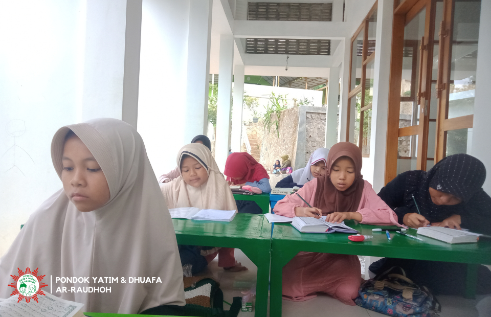 Ar-Raudhoh-Etika-Dalam-Belajar