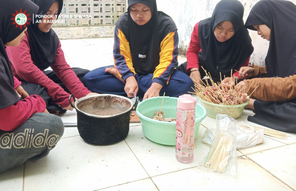 Ar-Raudhoh-Nyate-Bersama