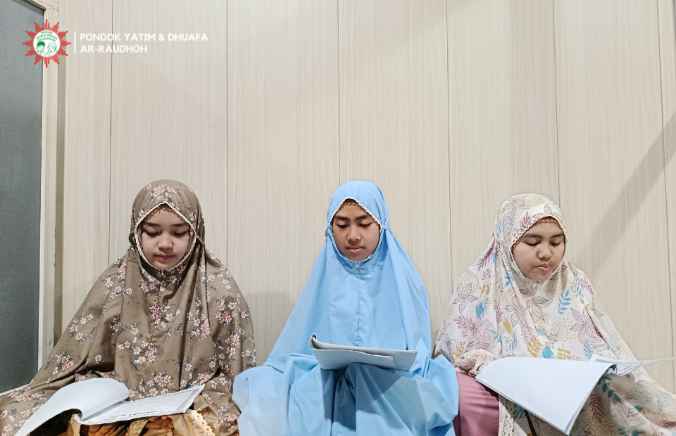 Ar-Raudhoh-Wirdhul-Latif